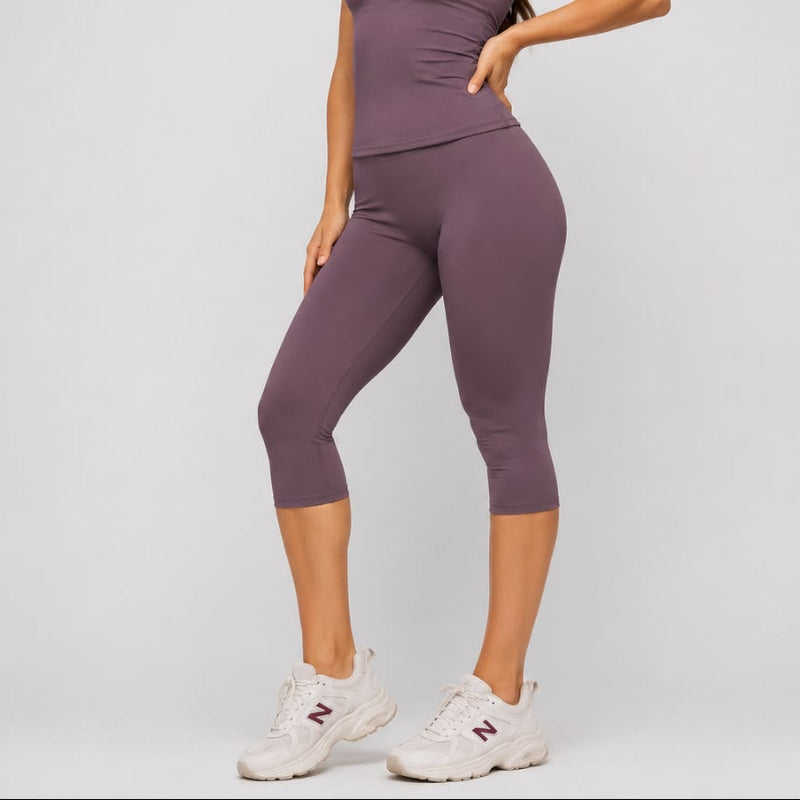 Flex Short Sleeve Capri Set